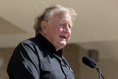 Texas billionaire Red McCombs dies at 95