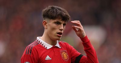 Erik ten Hag explains Alejandro Garnacho decision as Barcelona offer Manchester United boost