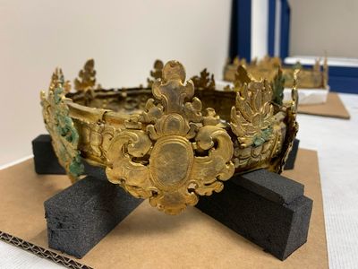 Collection of rare centuries-old jewelry returns to Cambodia