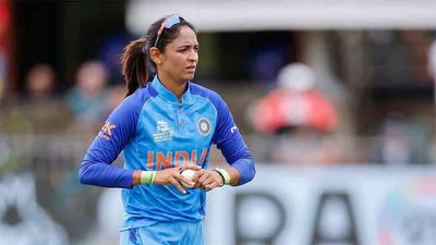 India's inability to rotate strike is a 'worrying' sign: Harmanpreet Kaur