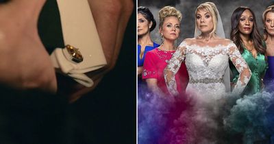 EastEnders fans 'solve' who dies as owner of mystery cufflink exposed in past episode