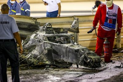 Grosjean's fire-damaged Bahrain F1 car to go on display