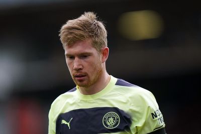 Kevin De Bruyne and Aymeric Laporte absent from Man City open training session