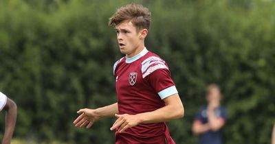 'A proud moment' - Lewis Orford's first words after signing first professional West Ham contract