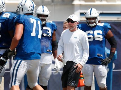 Texans hire ex-Colts OL coach Chris Strausser