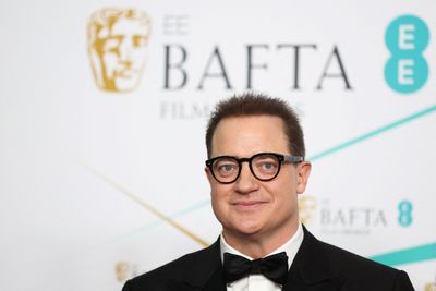 Brendan Fraser exchanged gummies for Mummy-themed bumper stickers on BAFTAs red carpet