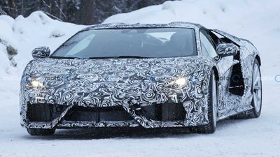 Lamborghini Aventador Successor Spied, Looks Ready For Production