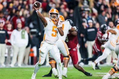 Report: Giants met ‘extensively’ with Tennessee QB Hendon Hooker