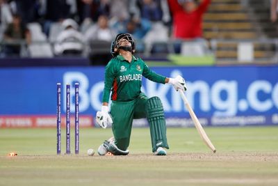 South Africa chase 114 to reach World Cup semi-finals