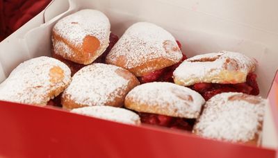 Thousands of paczki going out the door this week at Bridgeport Bakery