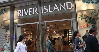 River Island's 'elegant' matching suit that 'looks gorgeous'