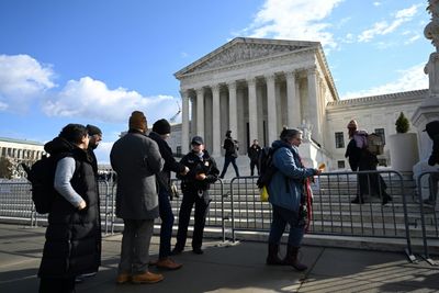 US Supreme Court treads carefully on landmark tech law