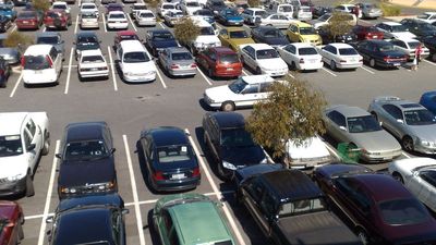 Reversing into a car park safer, more efficient for driver and pedestrians