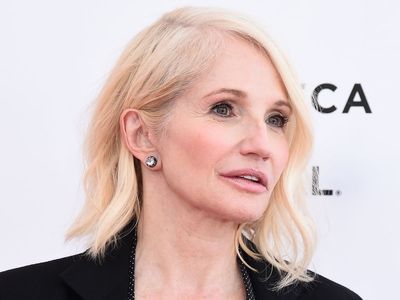 Ellen Barkin alleges Sea of Love director tore off her pubic wig while filming