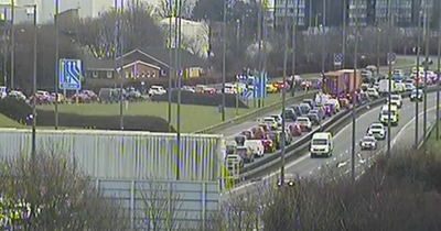 M8 motorway four-car crash near Glasgow Airport causes tailbacks as drivers told to expect delays