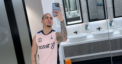 Antony sends message as he returns to Manchester United training