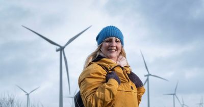 Linwood librarian who beat cancer becomes world's first to complete epic windfarm challenge