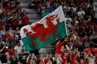 Welsh players meet as strike threatens England Six Nations match