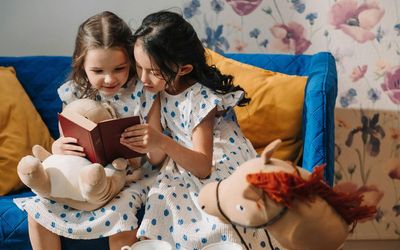 Best unisex costume ideas for World Book Day: From medieval knights to golden tickets