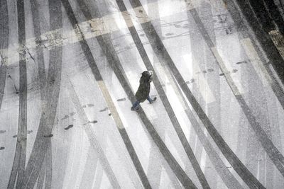 Winter storm lashes northern United States with snow, ice, wind