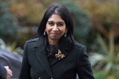 Suella Braverman plays down resignation talk over Northern Ireland Protocol deal