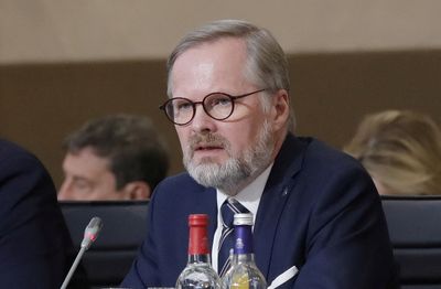 Czechs have sent 89 tanks, hundreds of pieces of heavy machinery to Ukraine -PM