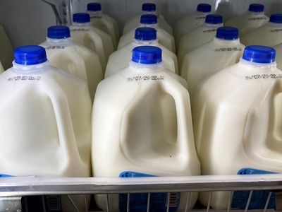 No cow needed: Oat and soy can be called milk, FDA proposes