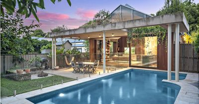 Under the hammer: $100 final bid secures auction of record-breaking Mayfield East home