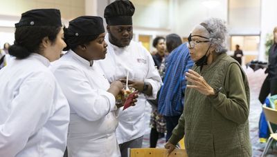 Kennedy-King College gets African American cookbooks