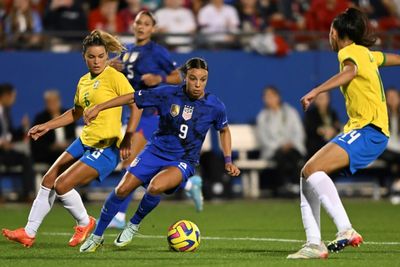 Swanson scores again as US beat Brazil to clinch SheBelieves Cup