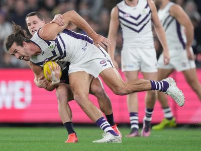 Alex Pearce takes over from Fyfe as Dockers captain