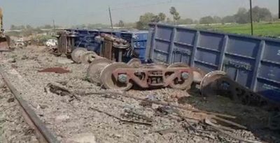 Bihar: 13 wagons of goods train derail in Dehri