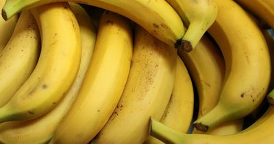 Simple fridge trick can help bananas last for weeks