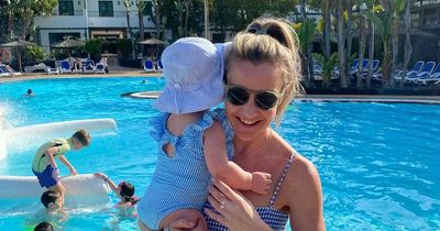 Helen Skelton poses in bikini as she jets off on family Lanzarote holiday with kids