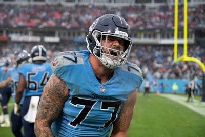 Taylor Lewan has expressed interest in the Rams. Should LA sign him?