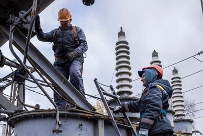 ‘Heroes to all of us’: Ukraine’s energy repair crews