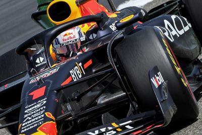 World champion Verstappen lays down marker at pre-season F1 testing