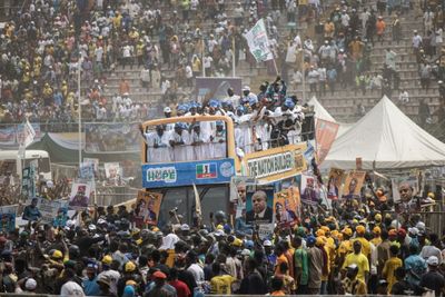 Nigeria's tense election campaign ends with appeals for calm