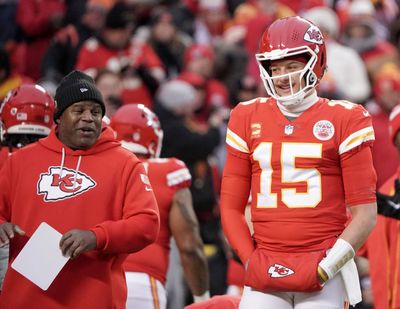 Patrick Mahomes praises Eric Bieniemy after Commanders’ presser