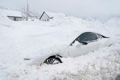 Big freeze and a heat wave: Wild weather hits the US