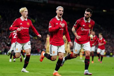 Antony seizes chance as Erik ten Hag recaptures Manchester United’s spirit