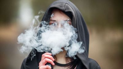 My Daughter's School District Warns That Nicotine Vapers Could Be Unknowingly Inhaling Fentanyl