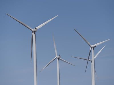 Small towns unprotected by wind farm buffer, court told