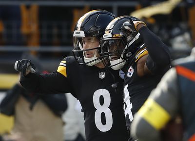 Steelers QB Kenny Pickett already back to work with his wide receivers