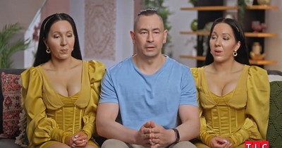 This Morning: Identical twins share everything - even the same boyfriend