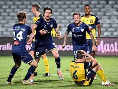 Wellington snatch late ALM point against Mariners