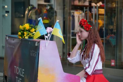 Ukrainian pianist performs in Liverpool to mark one year since Russian invasion
