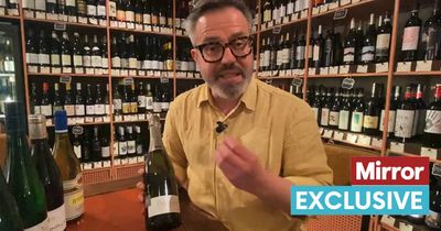 Wine expert shares glass blunder people make when drinking prosecco that ruins bubbles