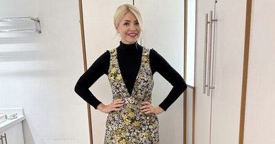 Holly Willoughby wows in floral high street find that’s 'perfect for spring'