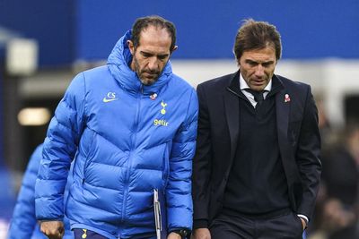 Antonio Conte ‘very close’ to Tottenham return but will not make Chelsea clash
